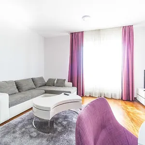  Apartamento Luxury Mall Area