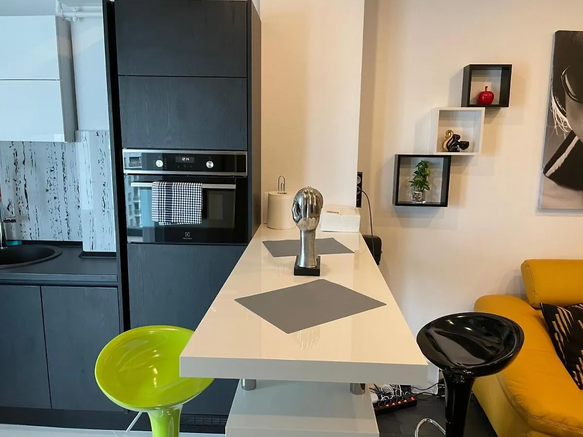 Apartment Fancy Westpark 2 Residence Lakeview W7 Bucharest