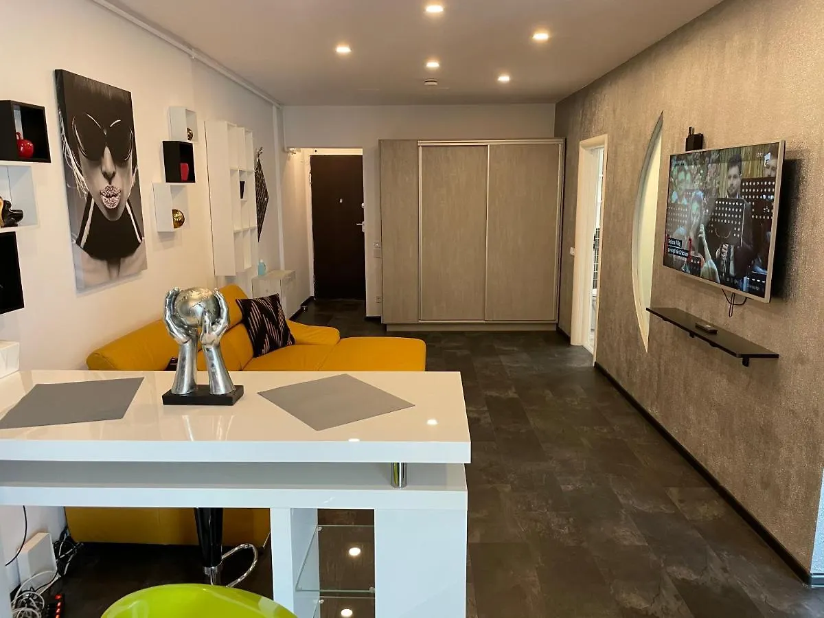 Fancy Westpark 2 Residence Lakeview W7 Bucharest Romania