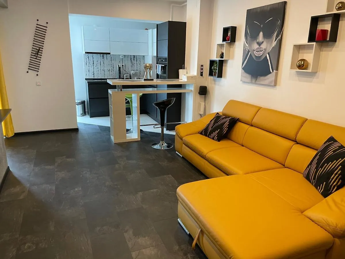 Fancy Westpark 2 Residence Lakeview W7 Bucureşti